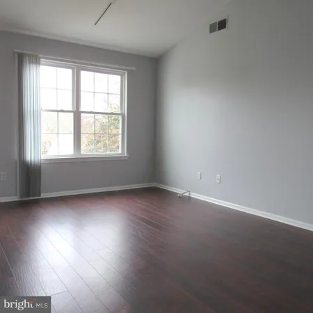 $2,200 | 79 Portsmouth Court, Unit 2249K, Holland, PA 18966