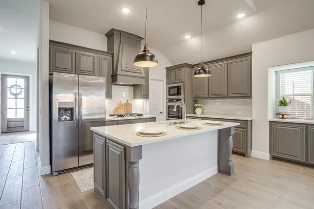 $4,000 | 144 Kingfisher Lane, Aledo, TX 76008