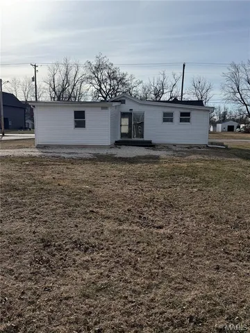 $132,900 | 1105 West Locust Street, Bowling Green, MO 63334