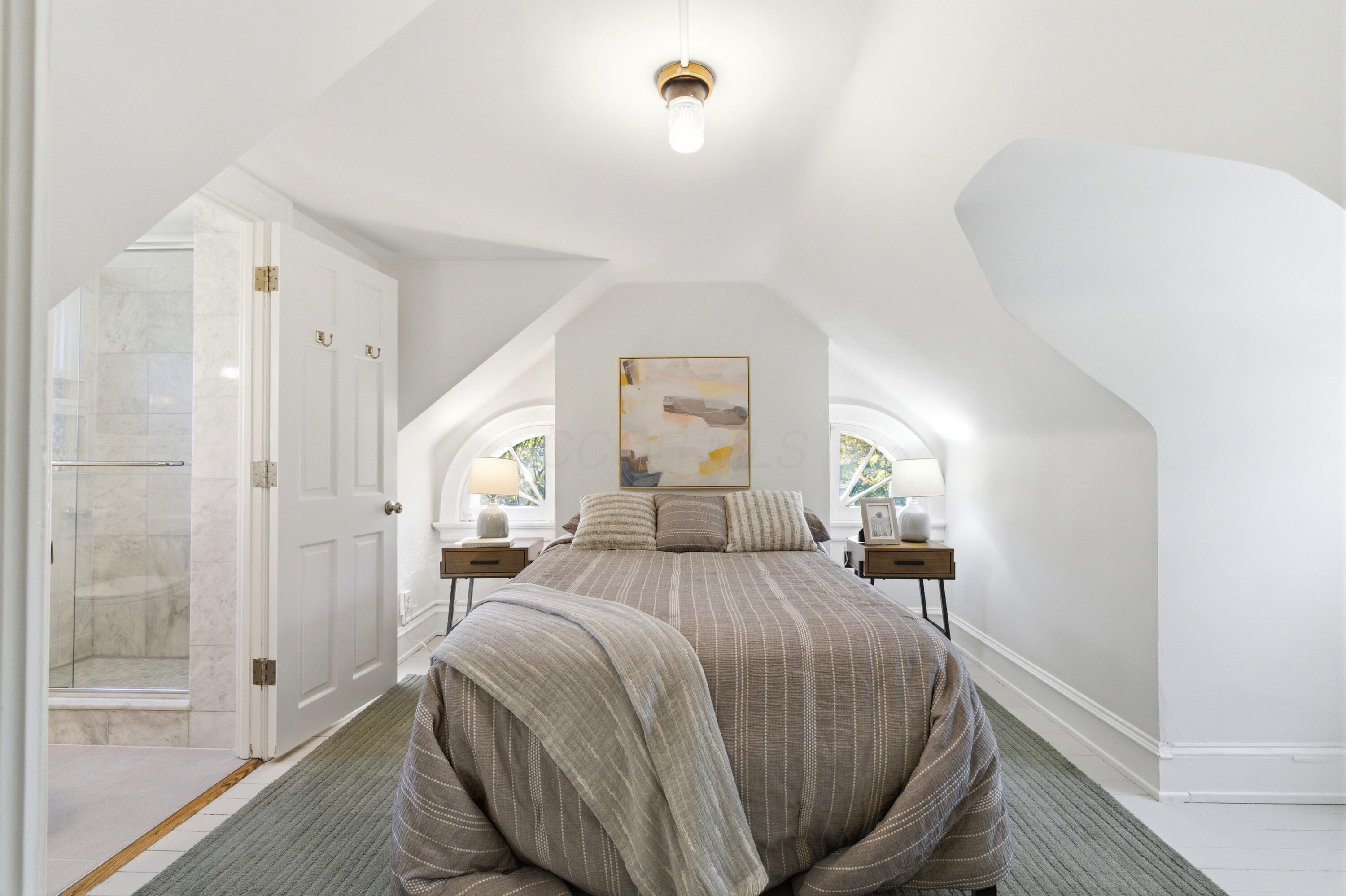2478 Bryden Road Columbus, OH 43209 - Photo 53 of 78 3rd Floor Bedroom