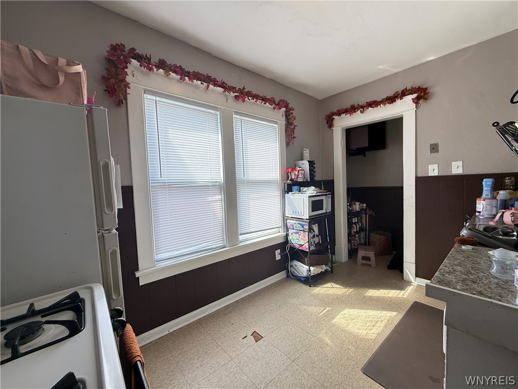 6 Humason Avenue Buffalo, NY 14211 - Photo 8 of 20