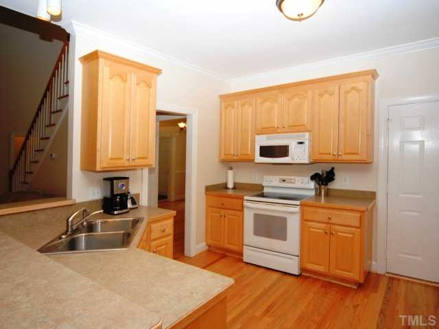 12721 Strickland Road Raleigh, NC 27613 - Photo 12 of 24