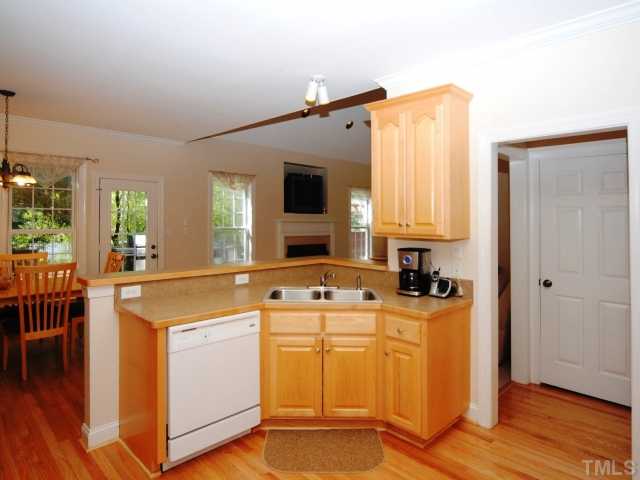 12721 Strickland Road Raleigh, NC 27613 - Photo 13 of 24