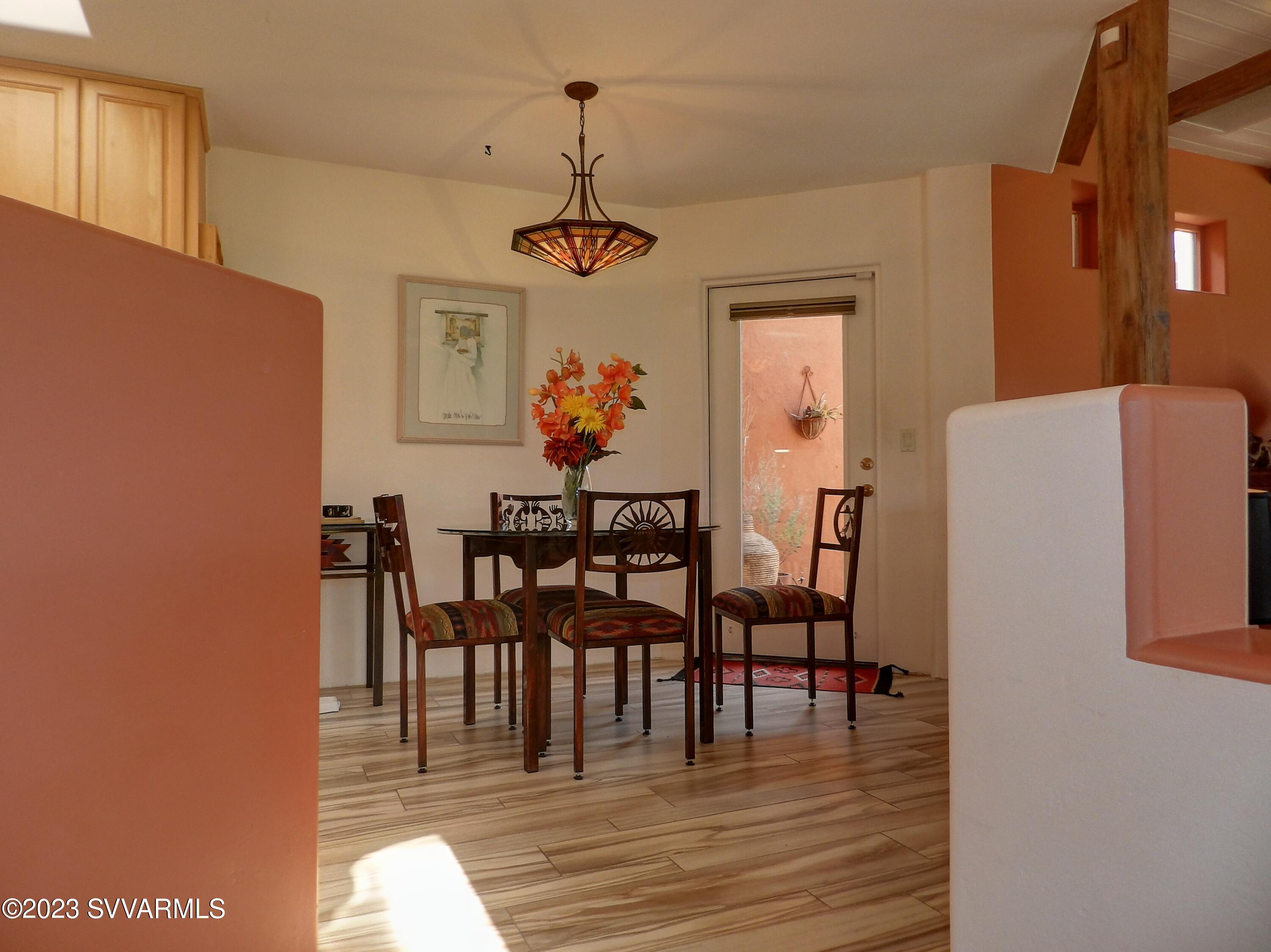 30 Granada Road Sedona, AZ 86336 - Photo 18 of 58 Breakfast Area