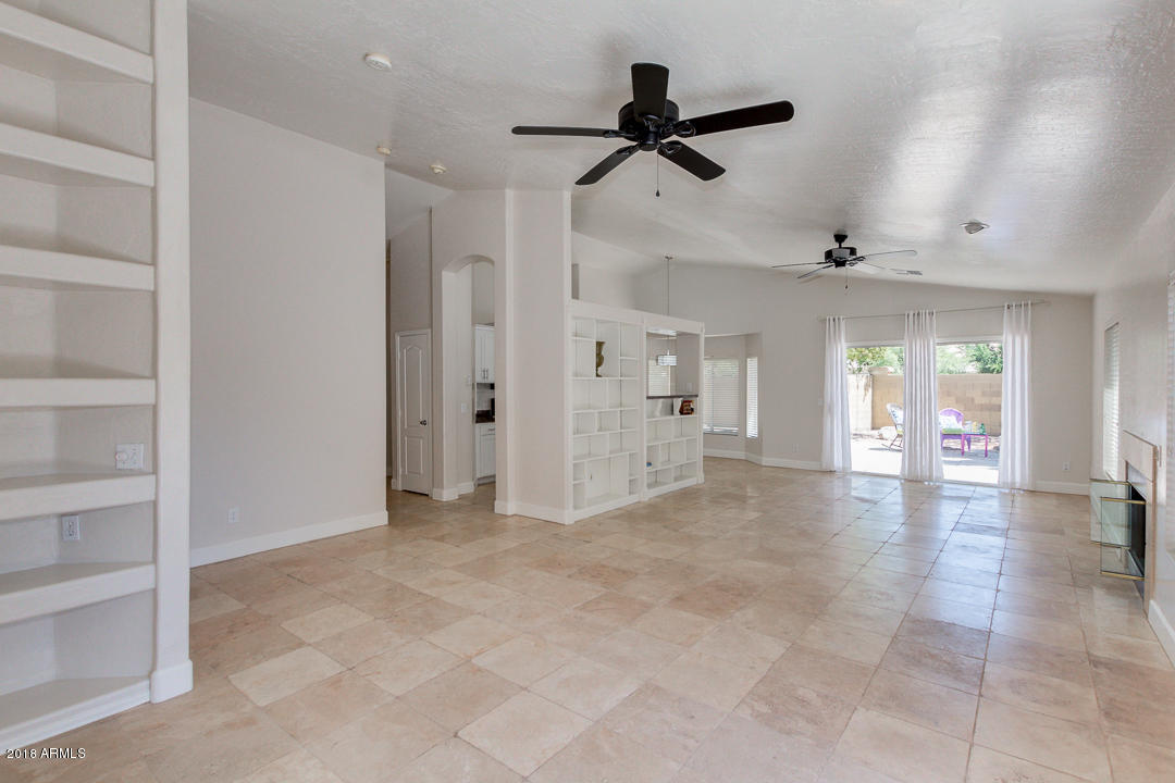 806 West Shellfish Drive Gilbert, AZ 85233 - Photo 14 of 38 04-Shellfish