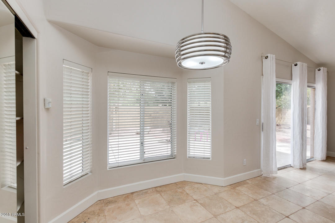 806 West Shellfish Drive Gilbert, AZ 85233 - Photo 7 of 38 17-Shellfish