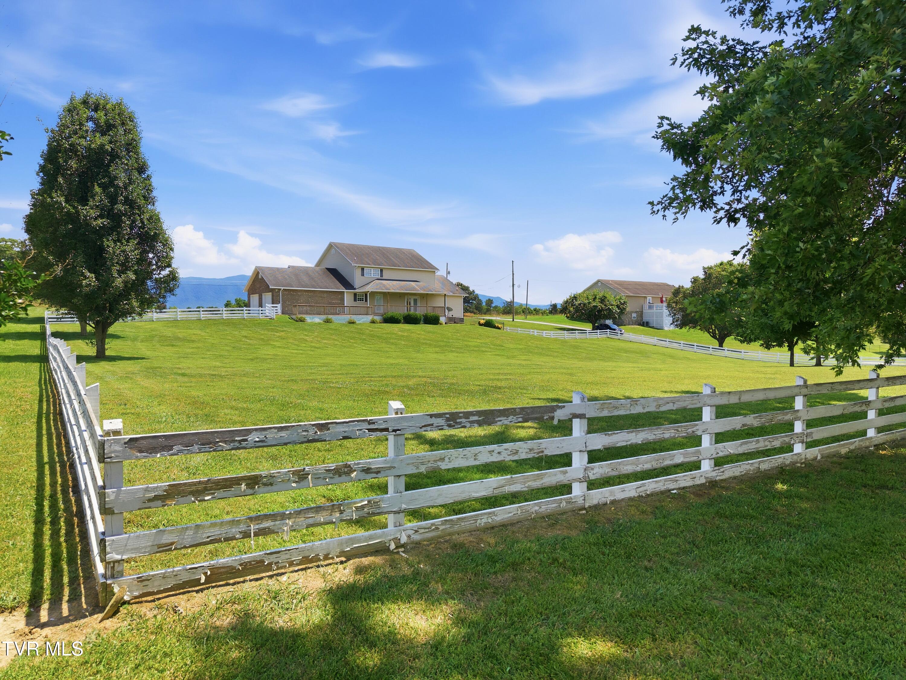 767 Possum Creek Road Greeneville, TN 37743 - Photo 63 of 69 12_767_possum_creek_rd_0011