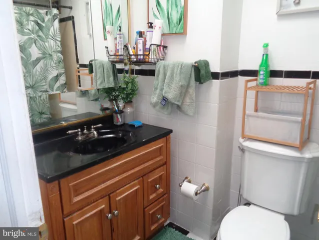 $270,000 | 320 East Claremont Road, Philadelphia, PA 19120