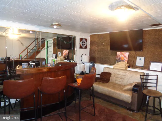 $270,000 | 320 East Claremont Road, Philadelphia, PA 19120