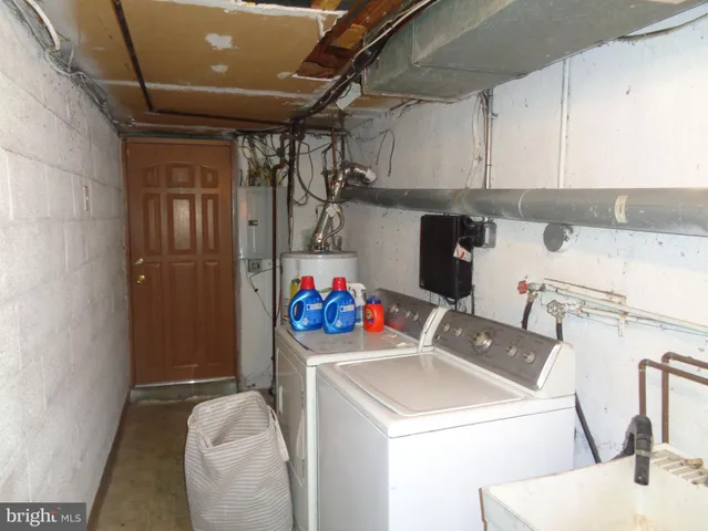 $270,000 | 320 East Claremont Road, Philadelphia, PA 19120