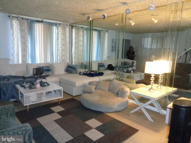 $270,000 | 320 East Claremont Road, Philadelphia, PA 19120