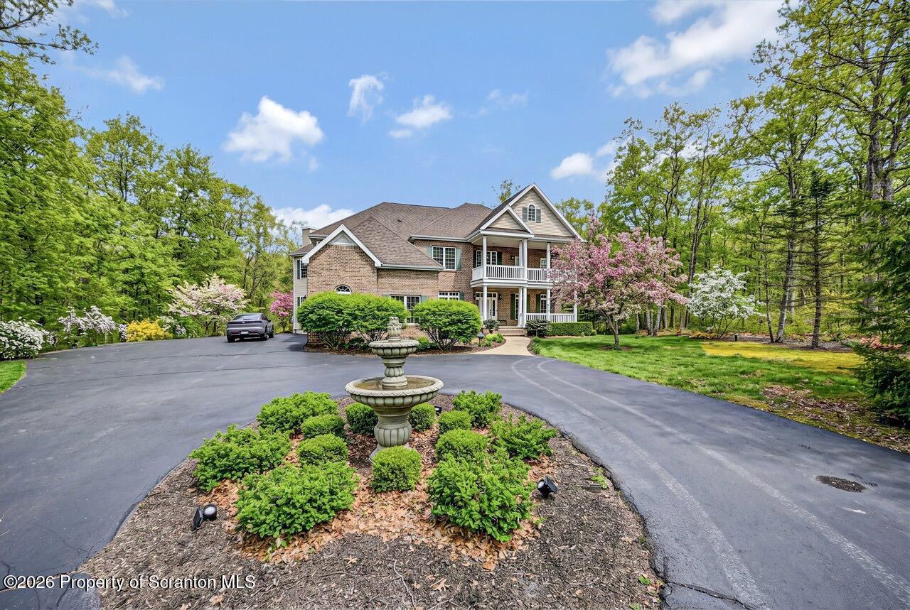 272 Windsor Way Moscow, PA 18444 - Photo 111 of 145 272 Windsor Way 112 Large