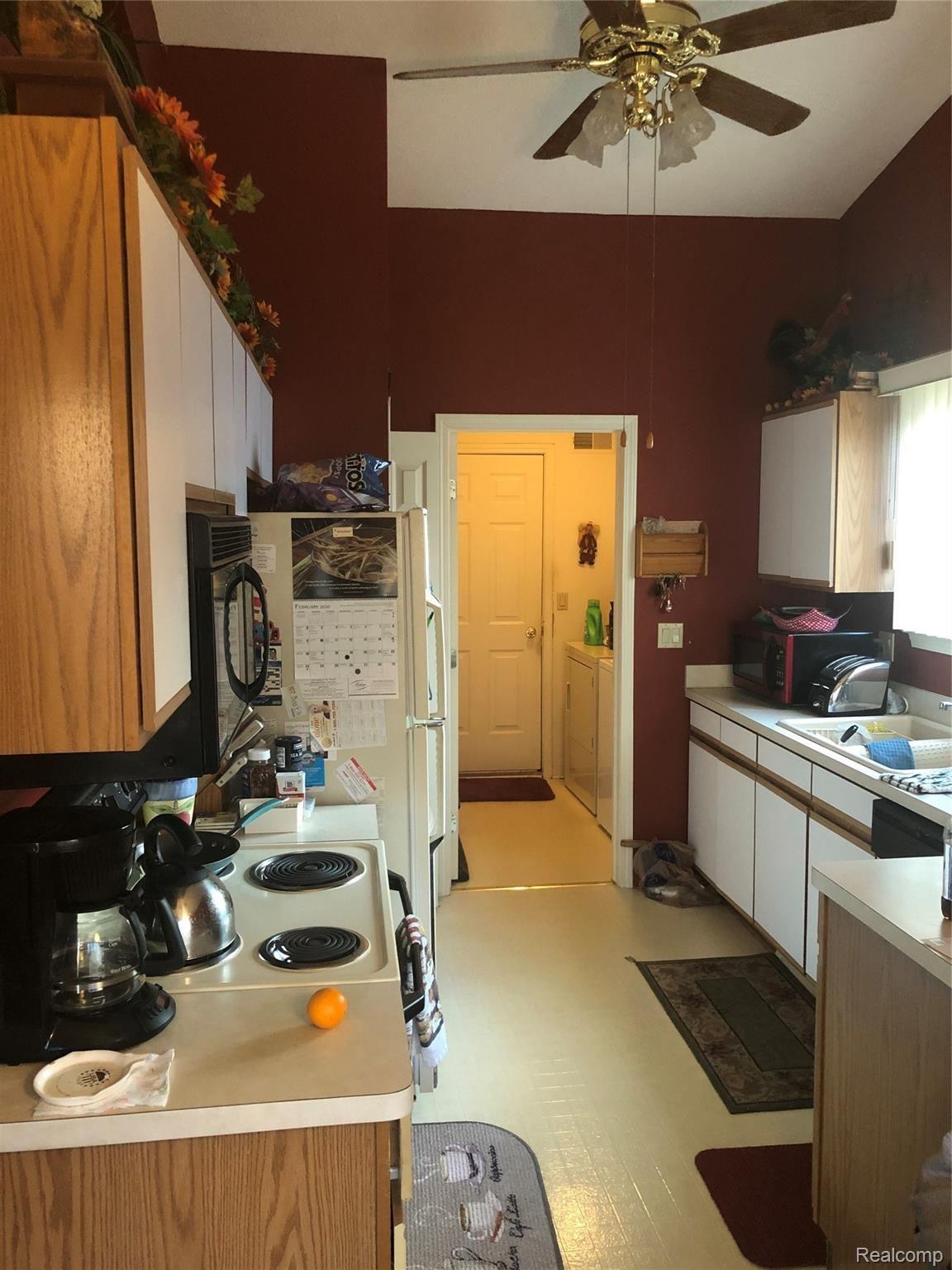 21770 Quail Ridge Drive Riverview, MI 48193 - Photo 7 of 9 IMG-3909.jpg