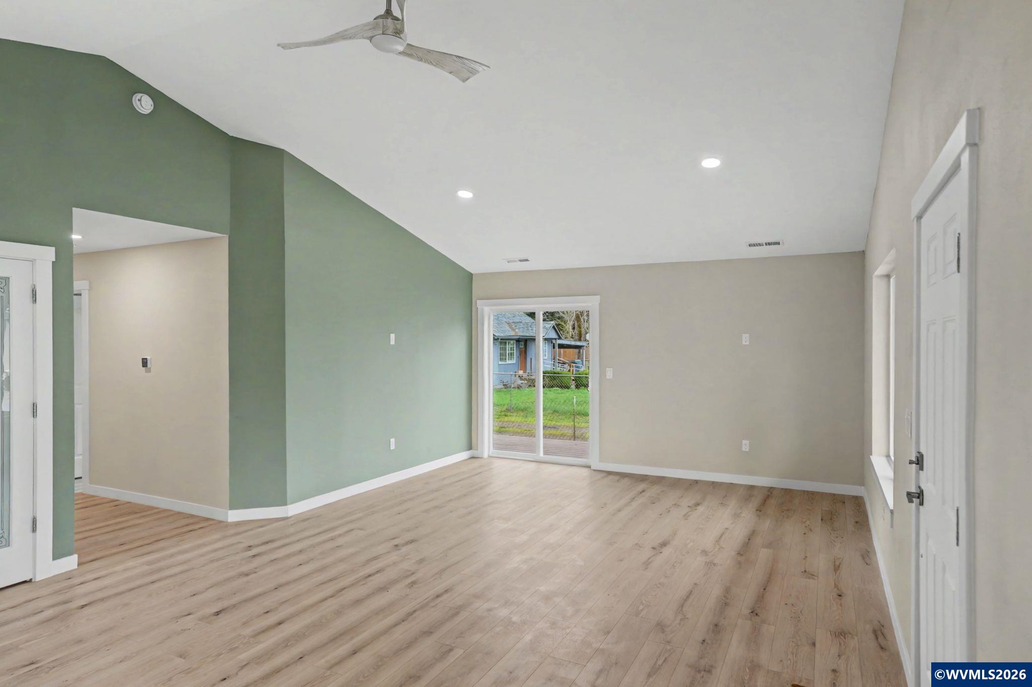 7425 5th Street Turner, OR 97392 - Photo 12 of 49