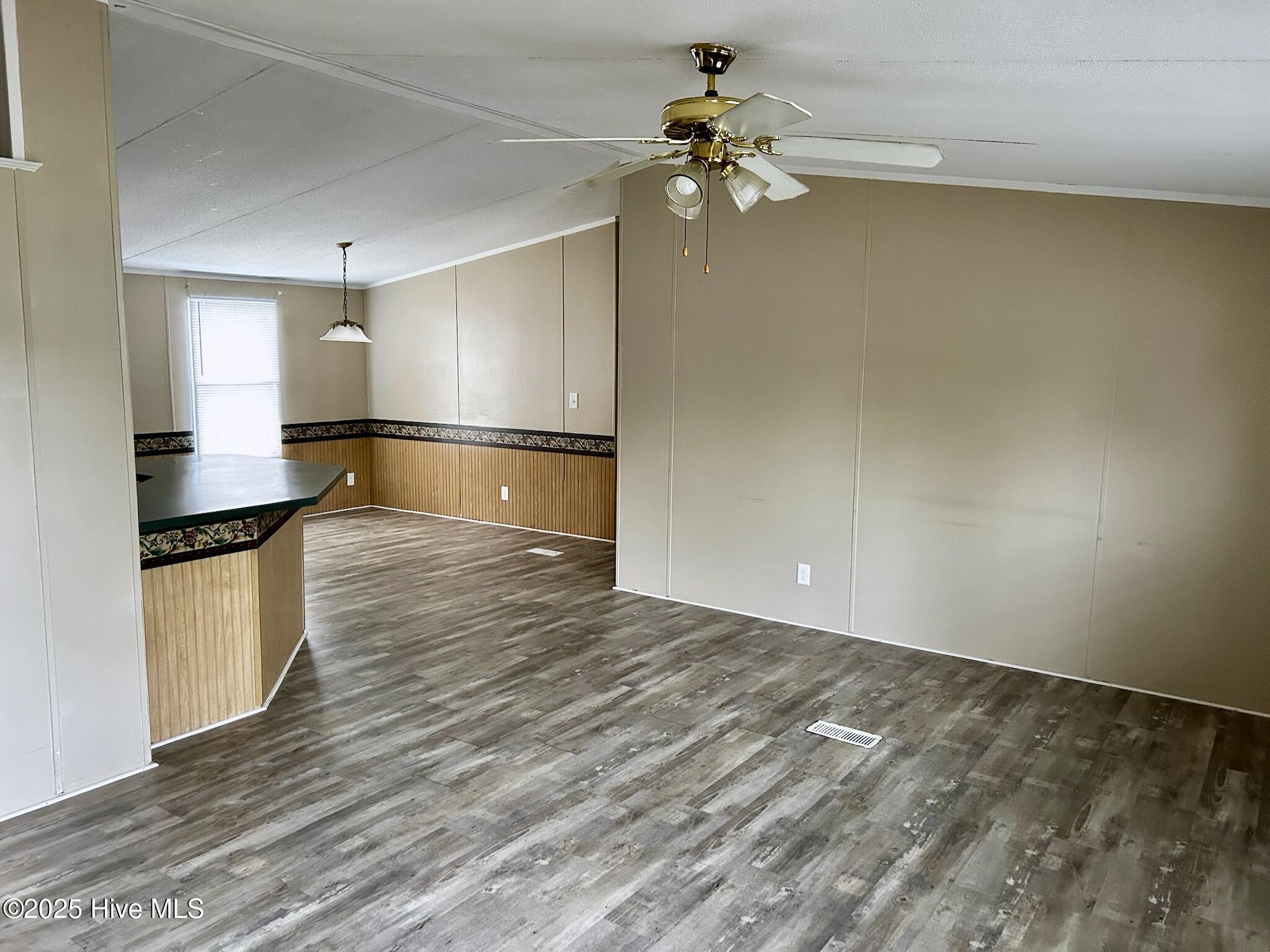 231 Church Street Rockingham, NC 28379 - Photo 3 of 20 family room