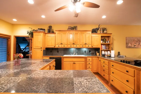 $1,000,000 | 1346 Quail Valley Trail, Apison, TN 37302