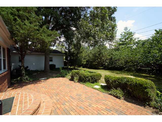 4450 Reed Road Columbus, OH 43220 - Photo 17 of 19