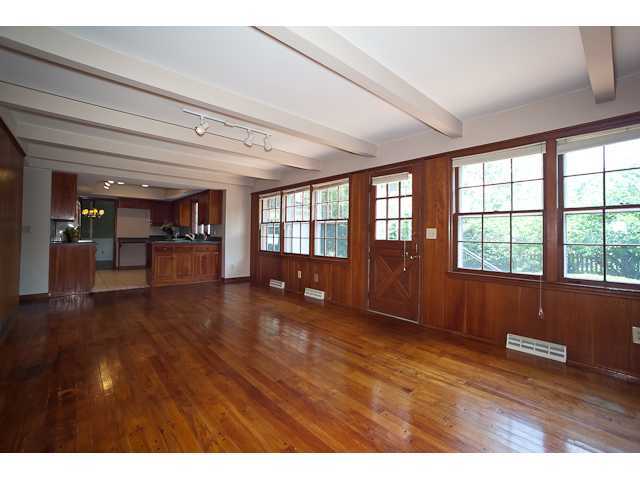 4450 Reed Road Columbus, OH 43220 - Photo 7 of 19