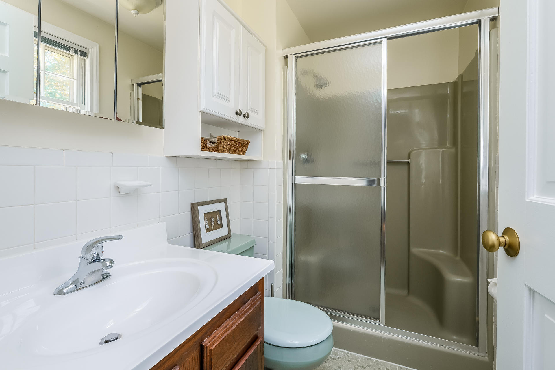 62 Sheffield Road Brewster, MA 02631 - Photo 12 of 22 012-photo-main-bathroom-8684311