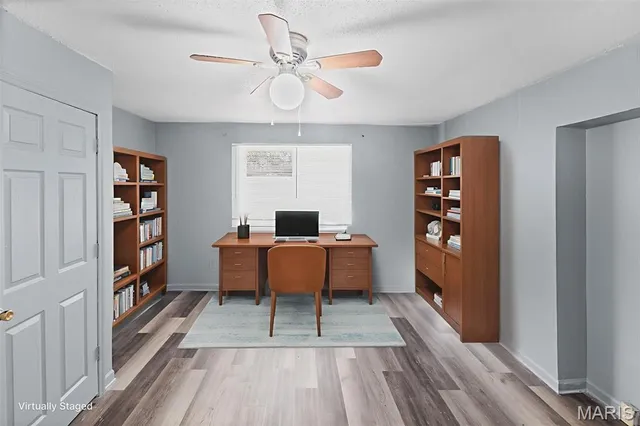 $70,000 | 550 North 30th Street, East St. Louis, IL 62205