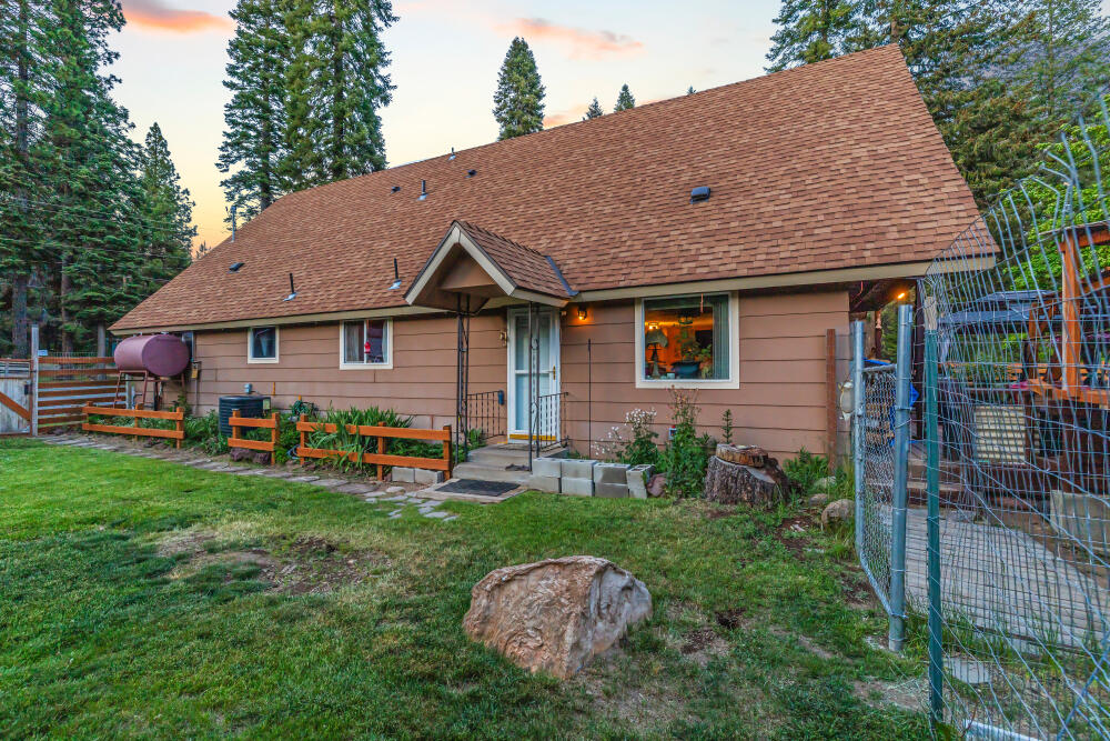 27233 Rocky Point Road Klamath Falls, OR 97601 - Photo 6 of 85