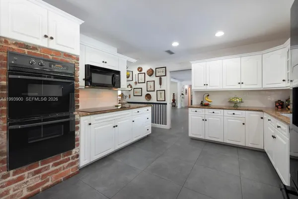 $2,699,000 | 7751 Palmetto Court, Pinecrest, FL 33156