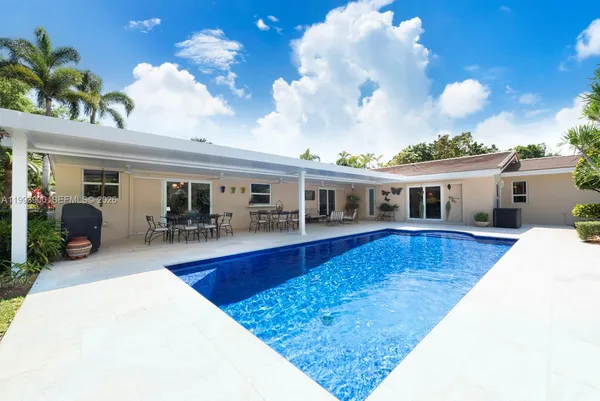 $2,699,000 | 7751 Palmetto Court, Pinecrest, FL 33156