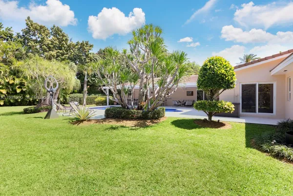 $2,699,000 | 7751 Palmetto Court, Pinecrest, FL 33156