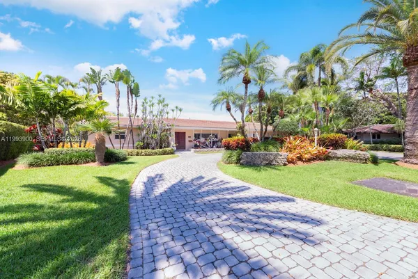 $2,699,000 | 7751 Palmetto Court, Pinecrest, FL 33156