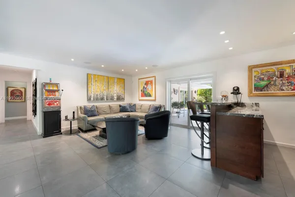 $2,699,000 | 7751 Palmetto Court, Pinecrest, FL 33156