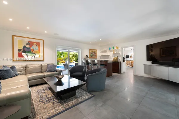 $2,699,000 | 7751 Palmetto Court, Pinecrest, FL 33156