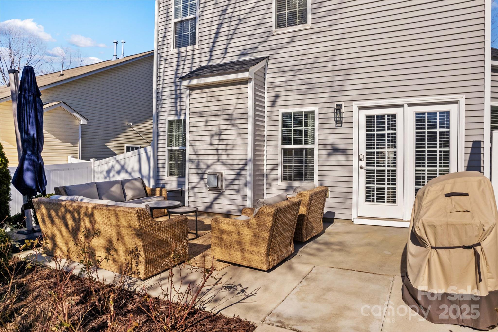 19510 Deer Valley Drive Cornelius, NC 28031 - Photo 36 of 48 a living room with furniture