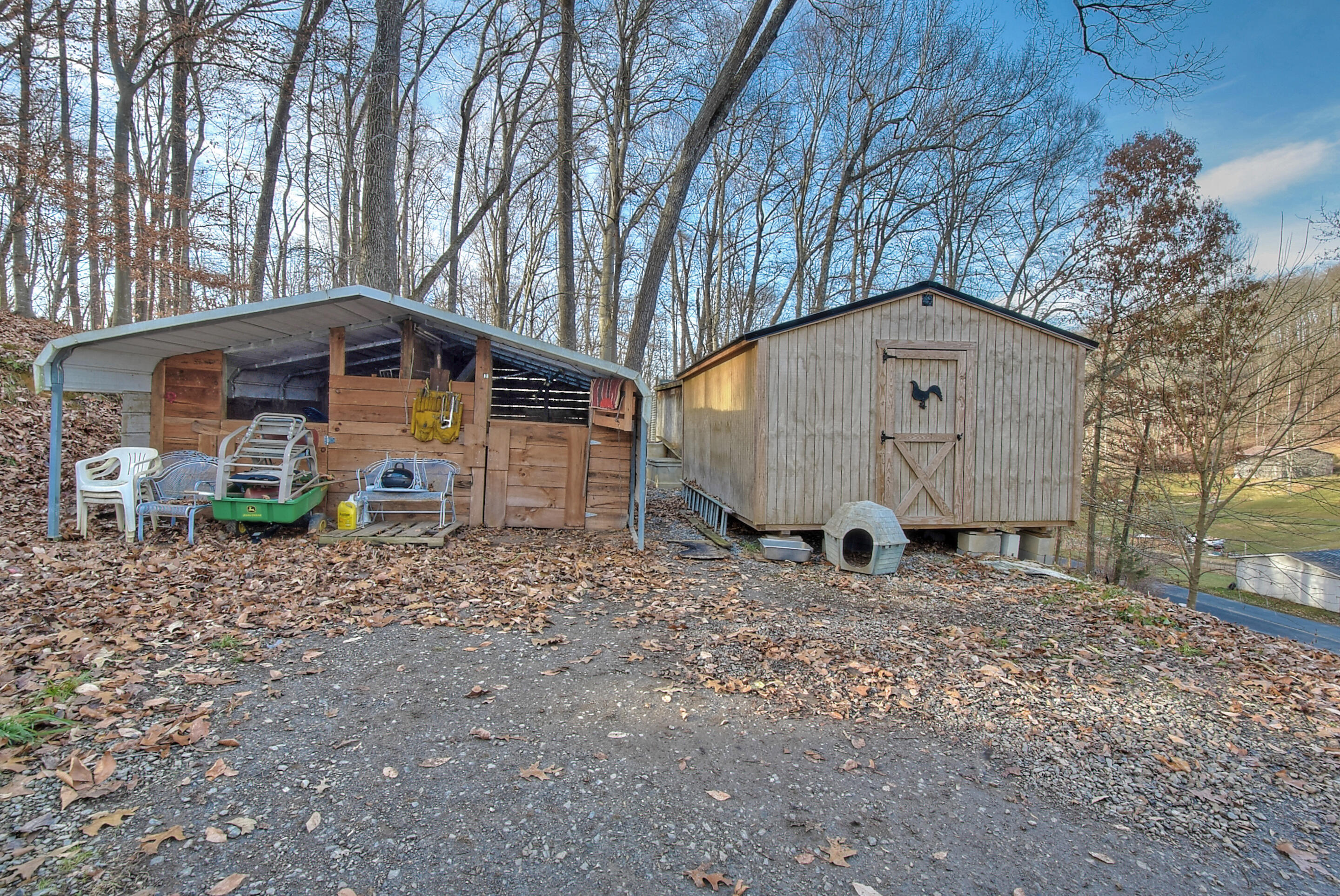 1300 Egypt Road Bluff City, TN 37618 - Photo 3 of 31 DSC_0019_20_21_22_23_24