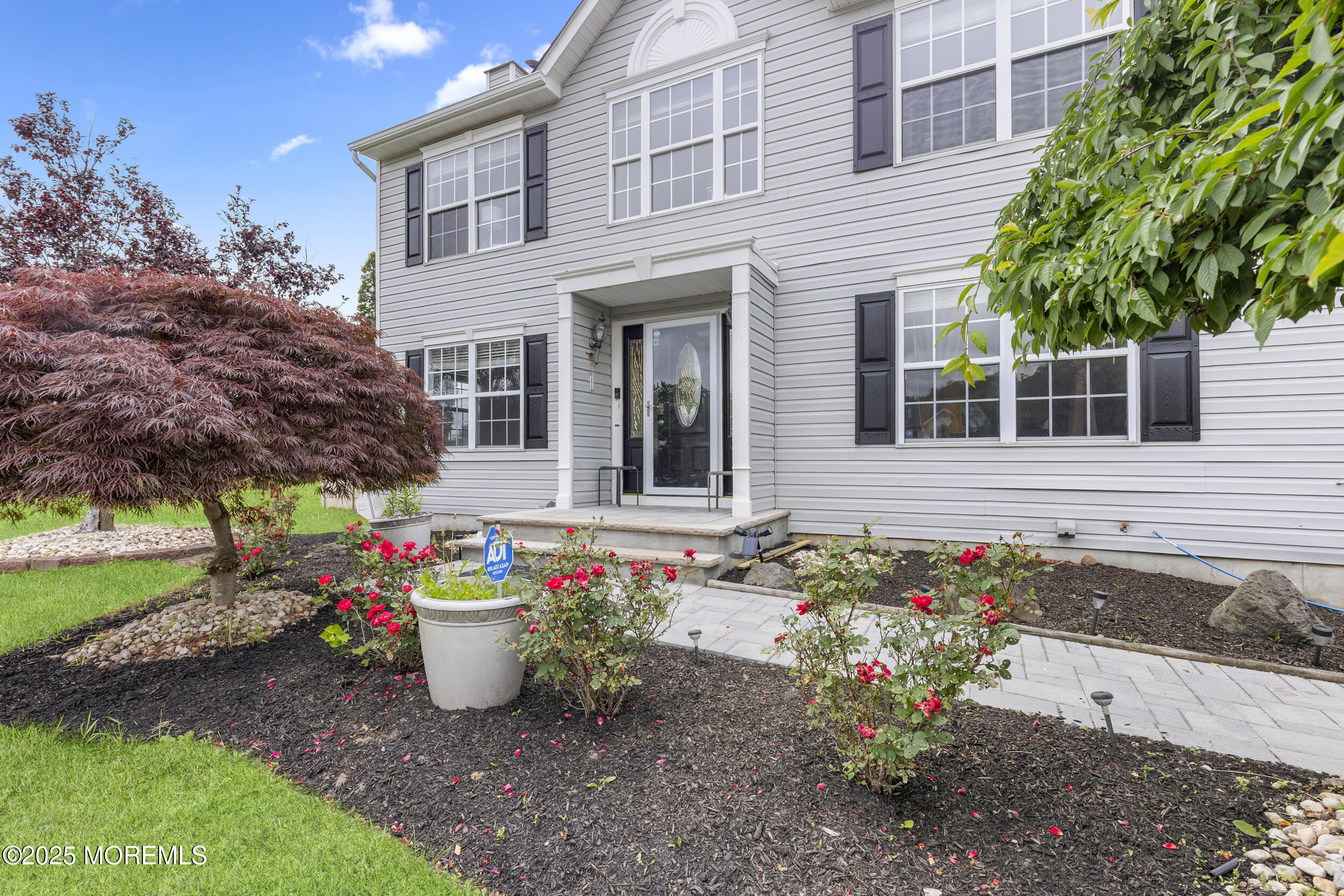 1 Skylark Drive Jackson, NJ 08527 - Photo 4 of 61 a view of a house with sitting area