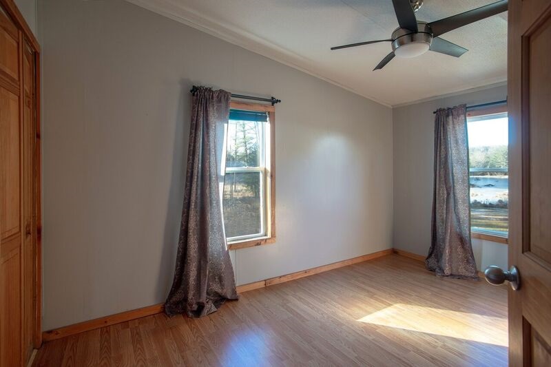 568 Oxbow Road Hinsdale, NH 03451 - Photo 14 of 26 Gallery Image 14