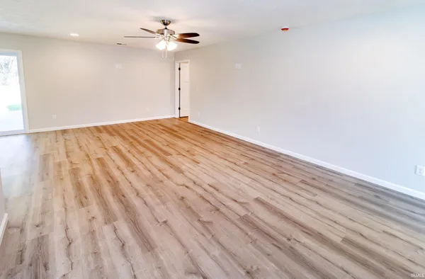 $310,000 | 7340 Highway 66, Wadesville, IN 47638