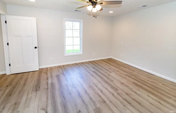 $310,000 | 7340 Highway 66, Wadesville, IN 47638
