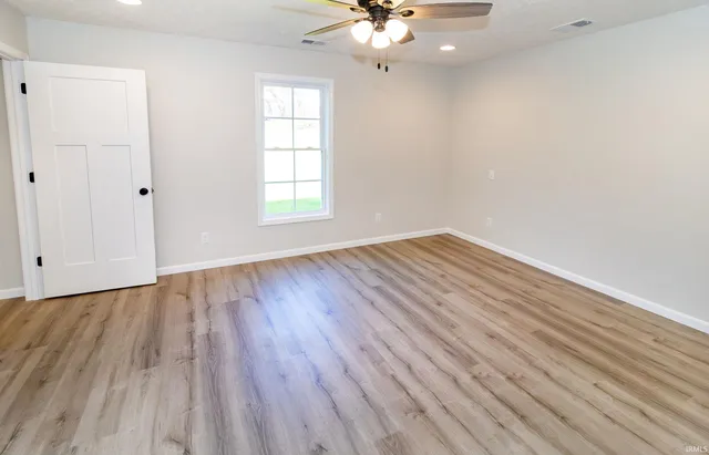 $310,000 | 7340 Highway 66, Wadesville, IN 47638