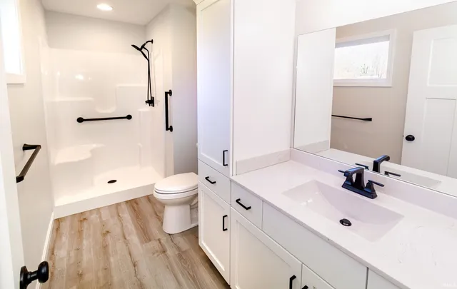 $310,000 | 7340 Highway 66, Wadesville, IN 47638