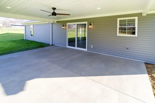 $310,000 | 7340 Highway 66, Wadesville, IN 47638