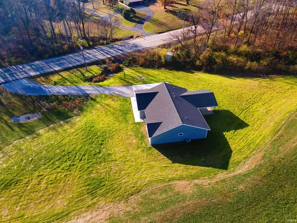 $310,000 | 7340 Highway 66, Wadesville, IN 47638