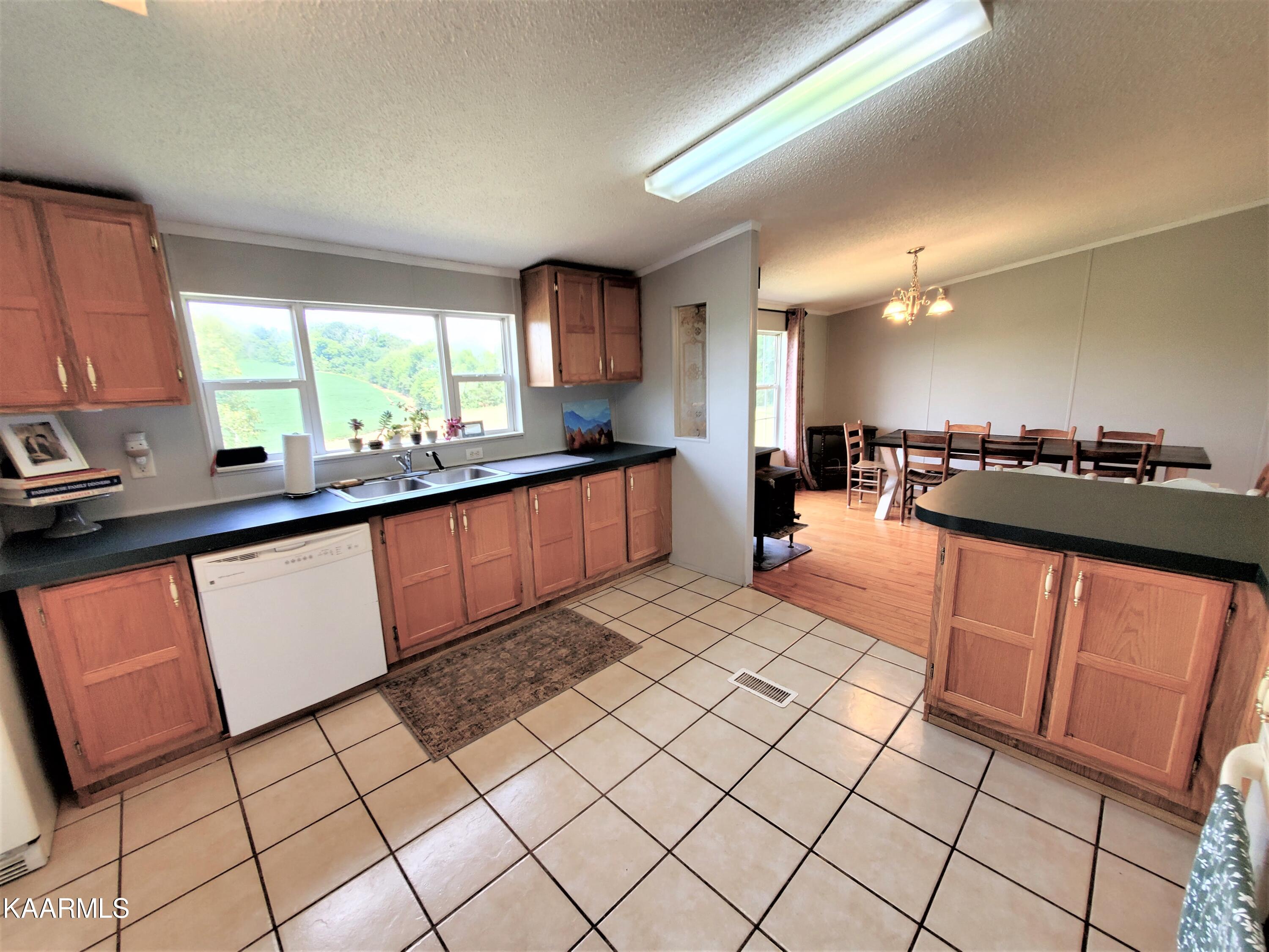 28759 Highway 95 Greenback, TN 37742 - Photo 16 of 34 Kitchen