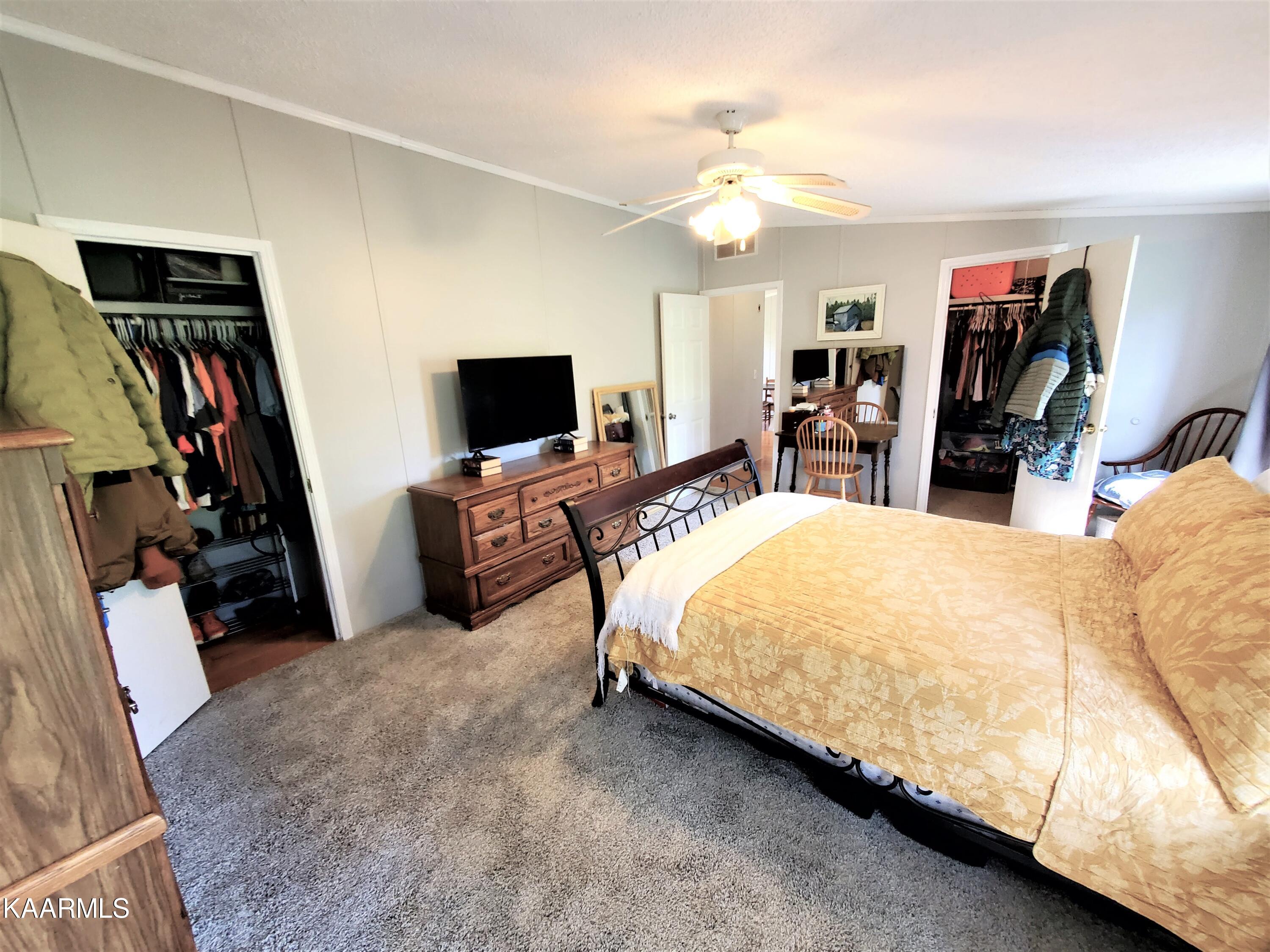 28759 Highway 95 Greenback, TN 37742 - Photo 7 of 34 Master Bedroom (2 closets)