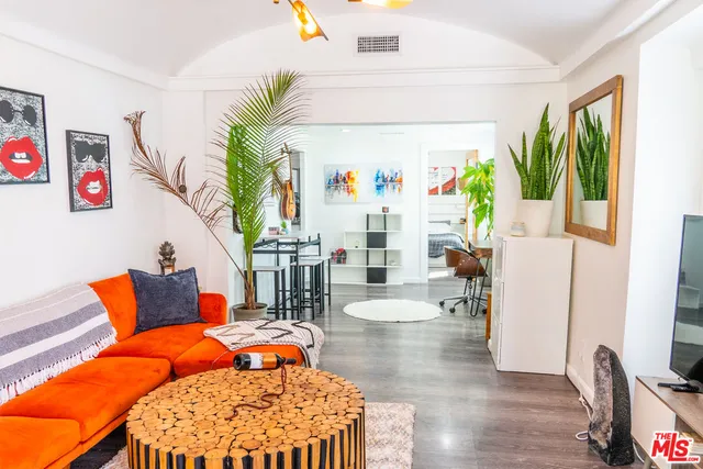 $3,000 | 346 Laveta Terrace, Unit 1, Los Angeles, CA 90026