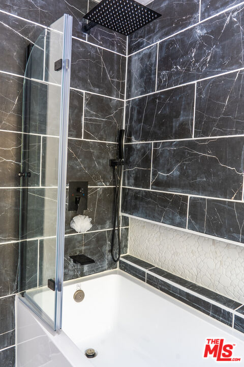 346 Laveta Terrace, Unit 1 Los Angeles, CA 90026 - Photo 21 of 35