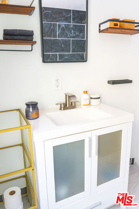 346 Laveta Terrace, Unit 1 Los Angeles, CA 90026 - Photo 23 of 35