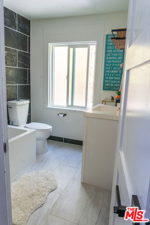 346 Laveta Terrace, Unit 1 Los Angeles, CA 90026 - Photo 24 of 35