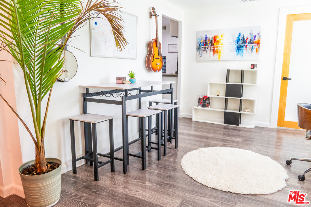 346 Laveta Terrace, Unit 1 Los Angeles, CA 90026 - Photo 3 of 35