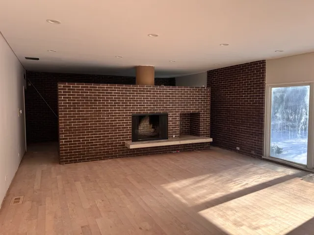 $299,900 | 2940 Flossmoor Road, Flossmoor, IL 60422