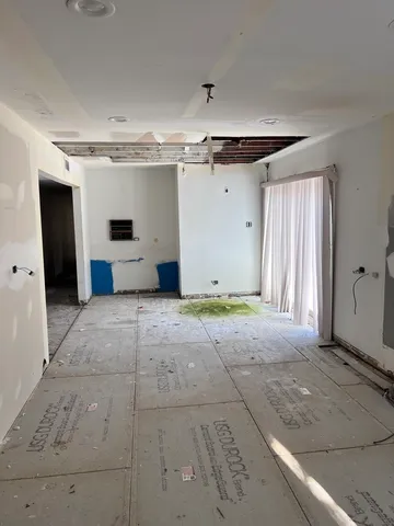 $299,900 | 2940 Flossmoor Road, Flossmoor, IL 60422